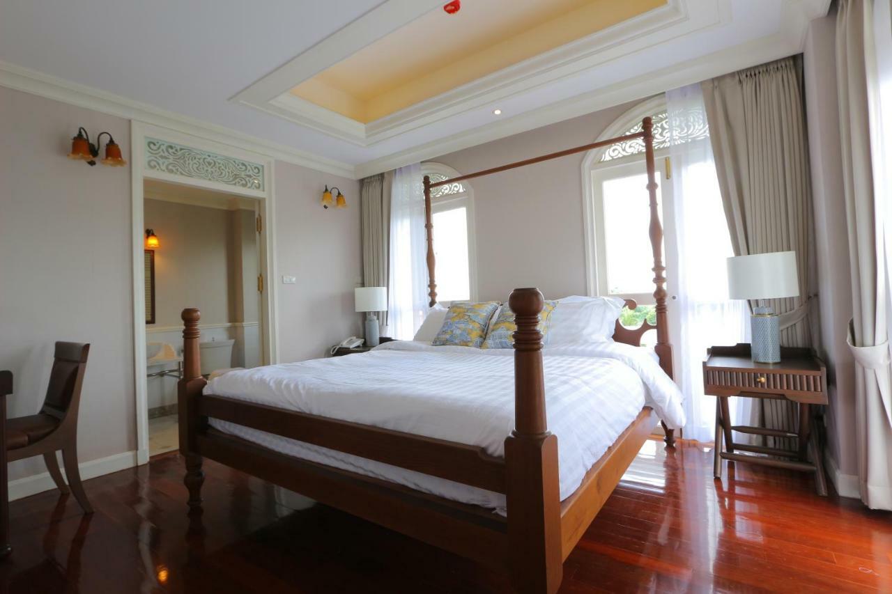 Hotel Hiranyakul House à Bangkok Extérieur photo